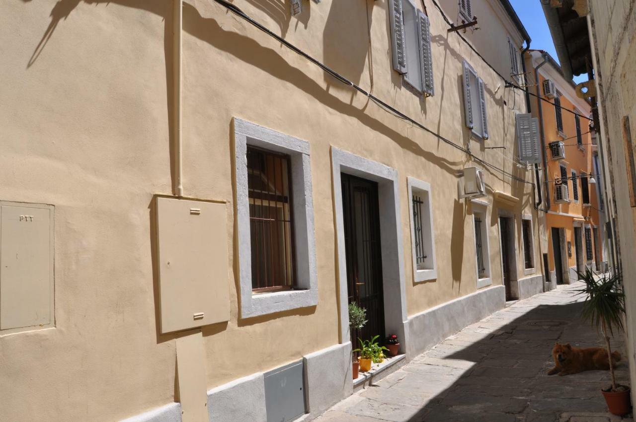 Appartement Koper Old Town Extérieur photo